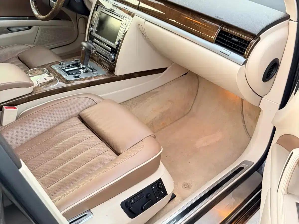 Phaeton 2011 3.6L V6 5-seater Extended Individual Edition — миниатюра 8