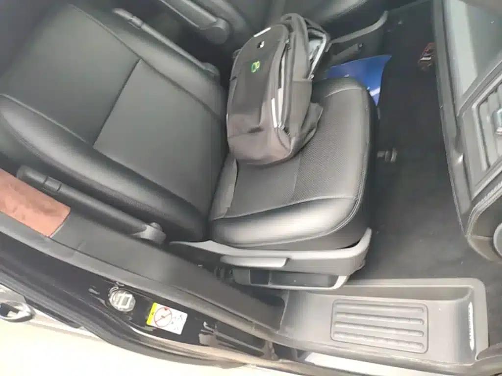 Caravelle 2019 2.0TSI 4WD Comfort Edition 7-Seater — миниатюра 25