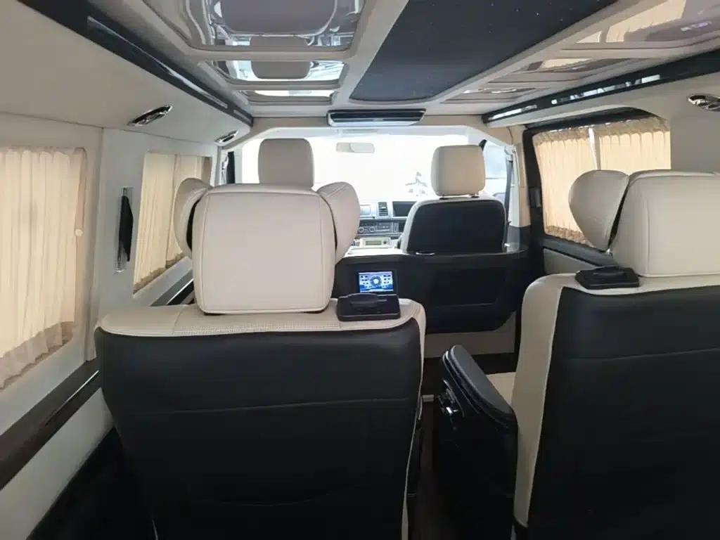 Caravelle 2017 2.0TSI 4WD Comfort Edition 7-Seater — миниатюра 17