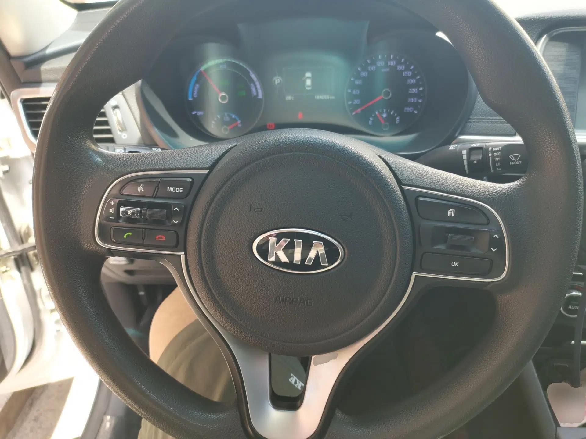 Kia K5 New Energy 2018 2.0L Smart Enjoyment Version — миниатюра 10