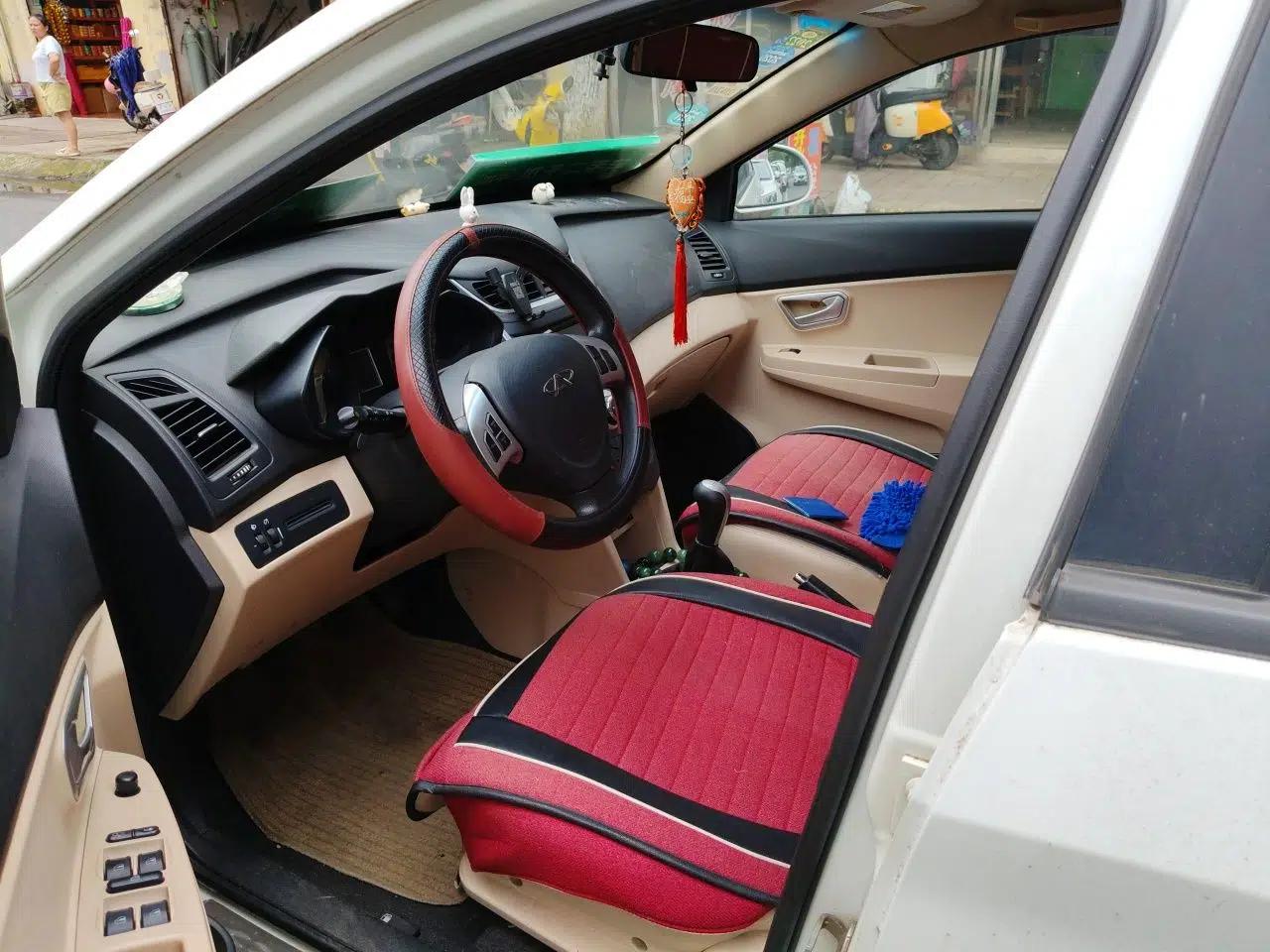 Chery Fengyun 2 2013 Hatchback 1.5L Manual Ruiyi Edition — миниатюра 15