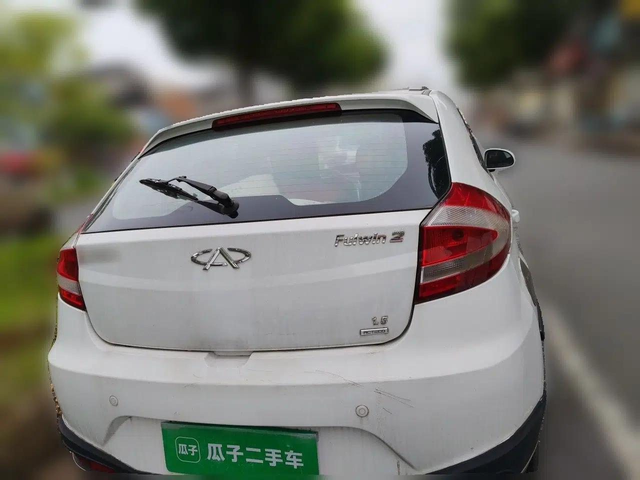 Chery Fengyun 2 2013 Hatchback 1.5L Manual Ruiyi Edition — миниатюра 5