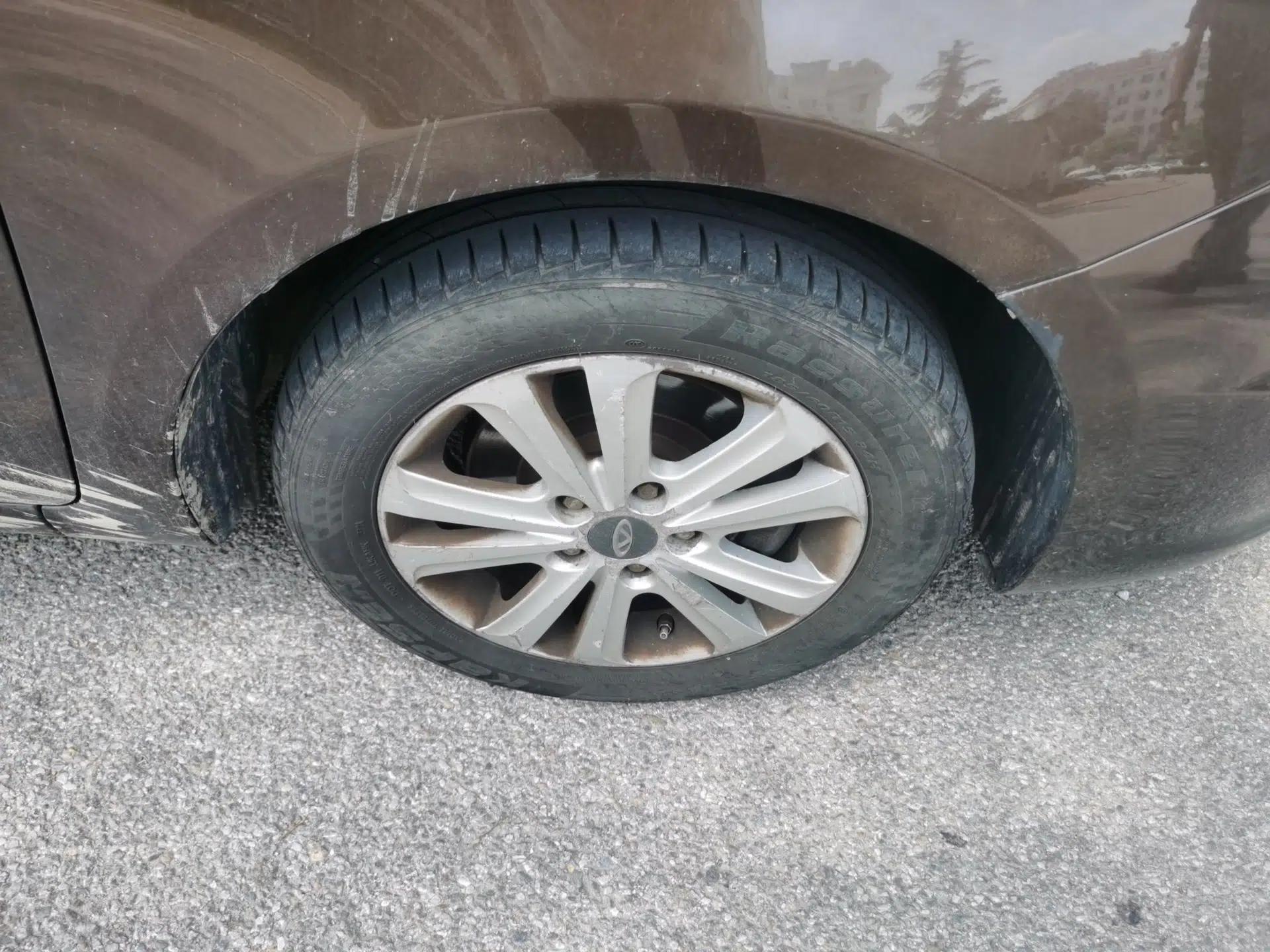 Chery E3 2015 1.5L Manual ZhiShang Model — миниатюра 8