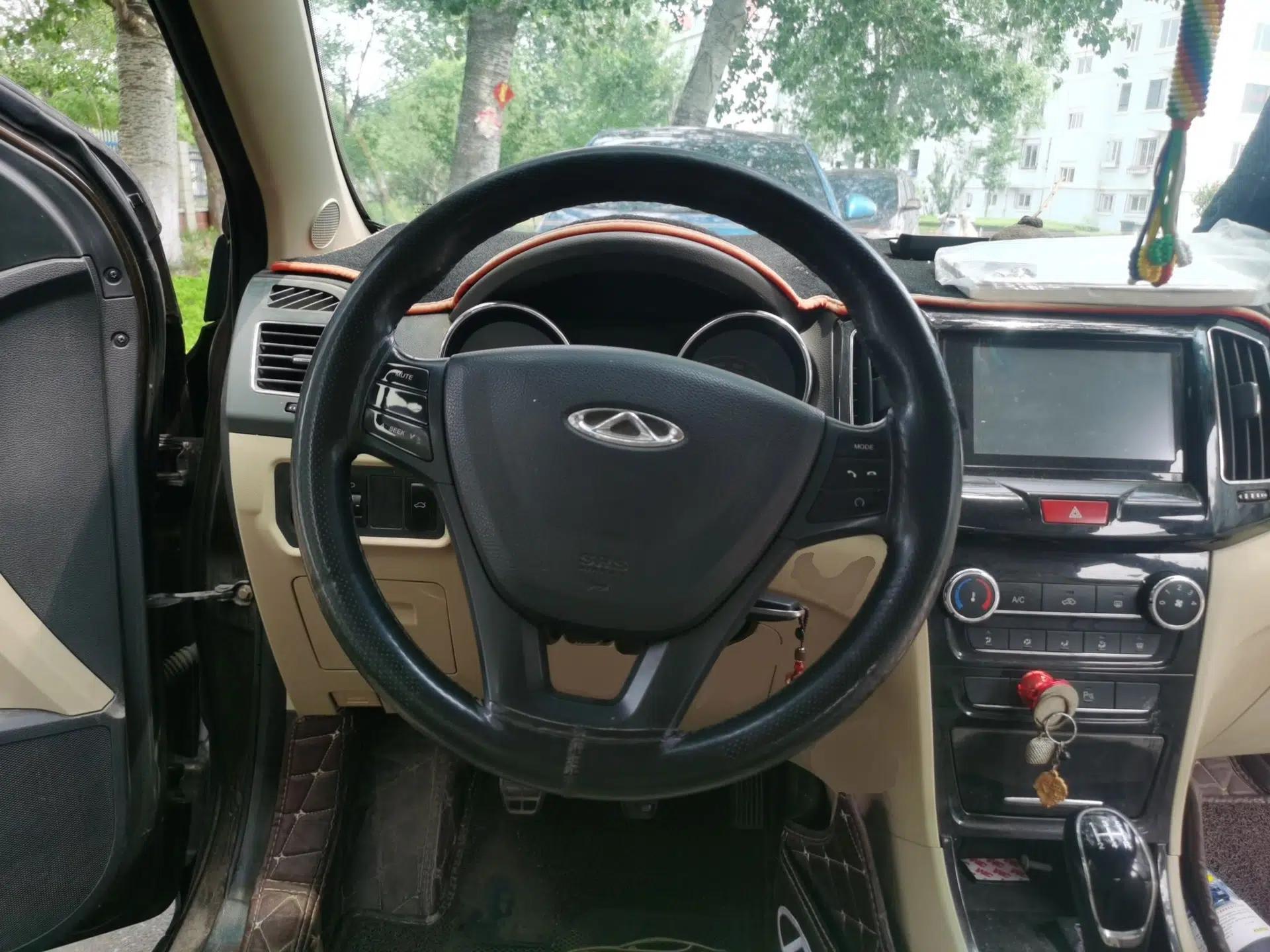 Chery E3 2015 1.5L Manual ZhiShang Model — миниатюра 10