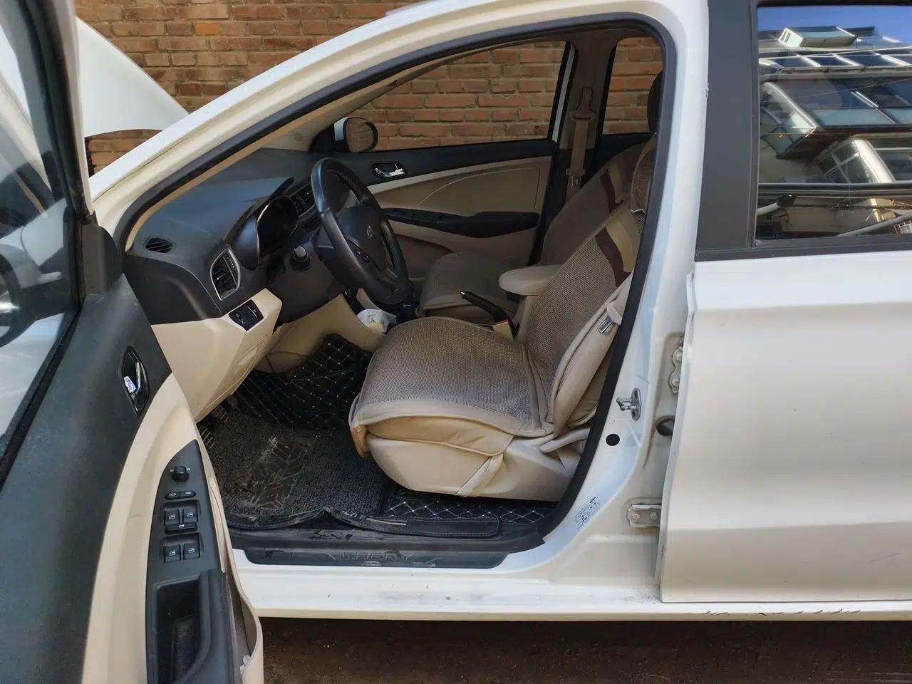 Chery Arrizo 3 2015 1.5L Manual - Powerful Version — миниатюра 15