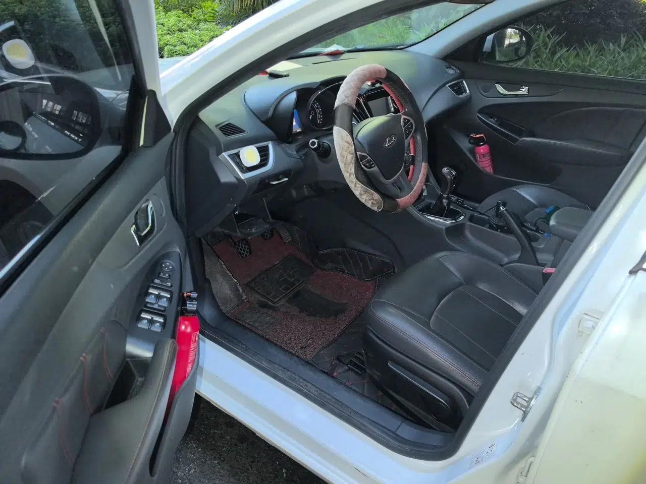 Chery Arrizo 7 2016 1.5T Manual ZhiShang Edition — миниатюра 16