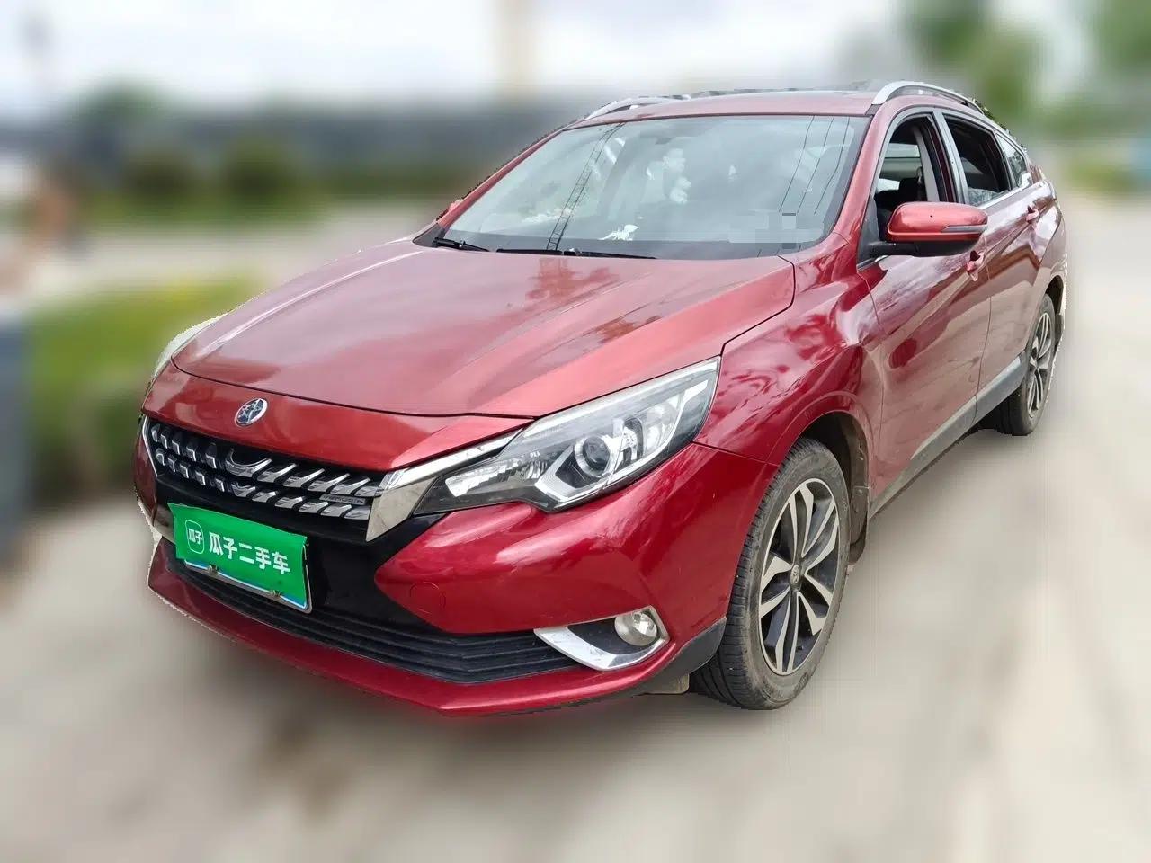 Venucia T90 2017 2.0L Manual ZhiShang Edition — миниатюра 1