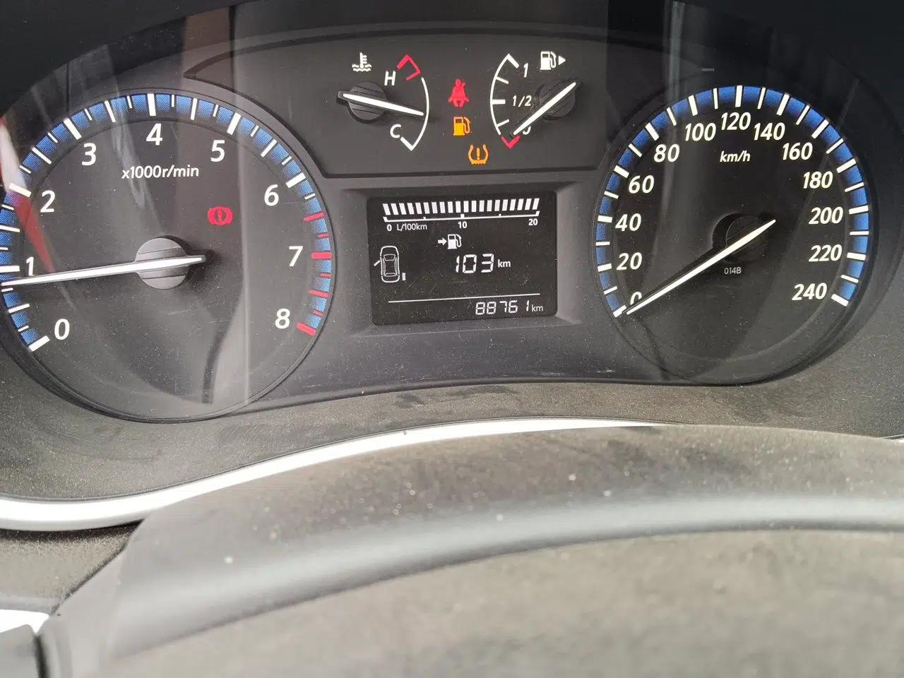 Venucia T90 2017 2.0L Manual ZhiShang Edition — миниатюра 12