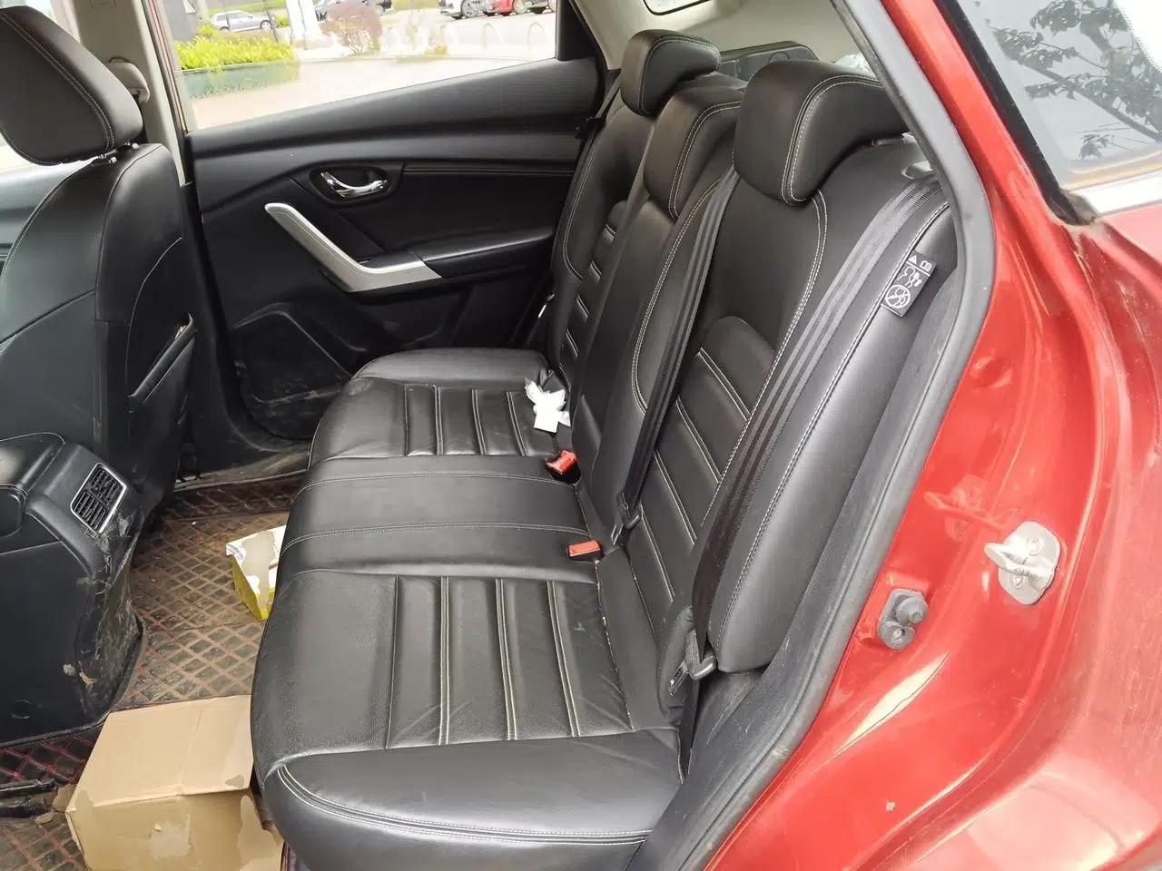 Venucia T90 2017 2.0L Manual ZhiShang Edition — миниатюра 17