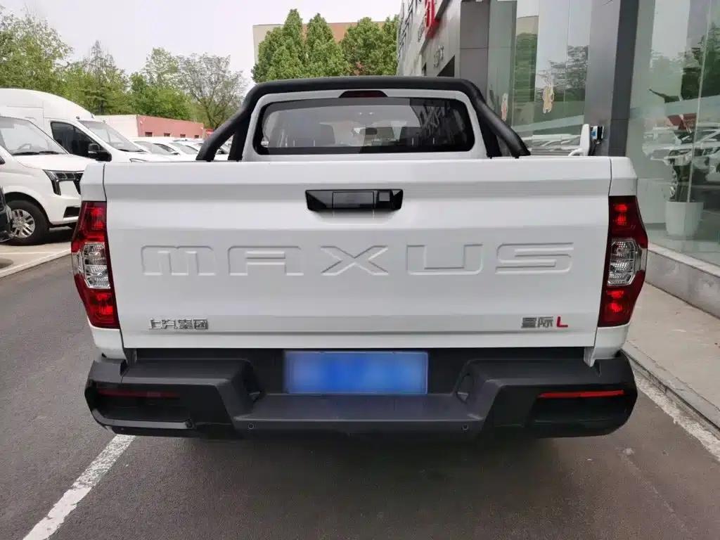 2026 Starship L 2.0T Diesel Automatic 4WD Luxury Long Box — миниатюра 4