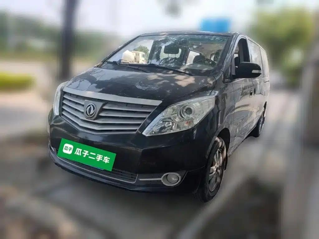 Fengxing CM7 2014 2.4L Manual Business Edition — миниатюра 1