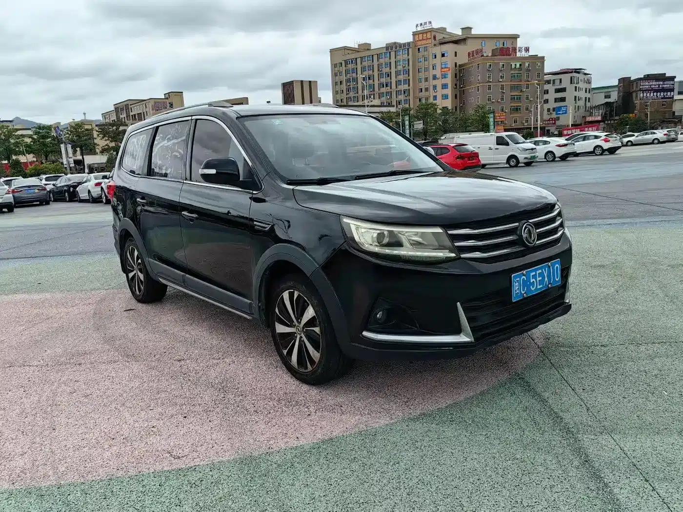 Jingyi X6 2017 Enjoy Series 1.5T CVT Premium Edition — миниатюра 2