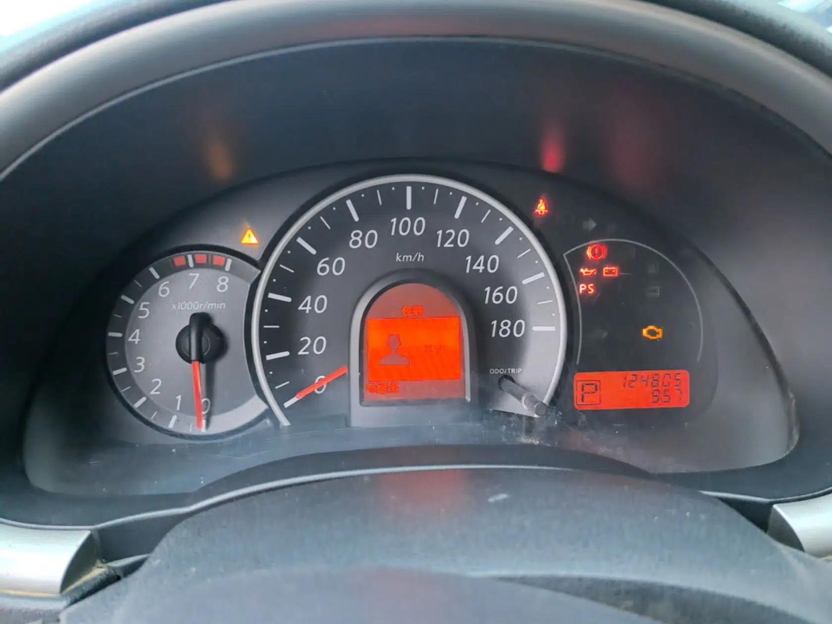 Nissan March 2010 1.5L Automatic Easy-Style Version — миниатюра 14