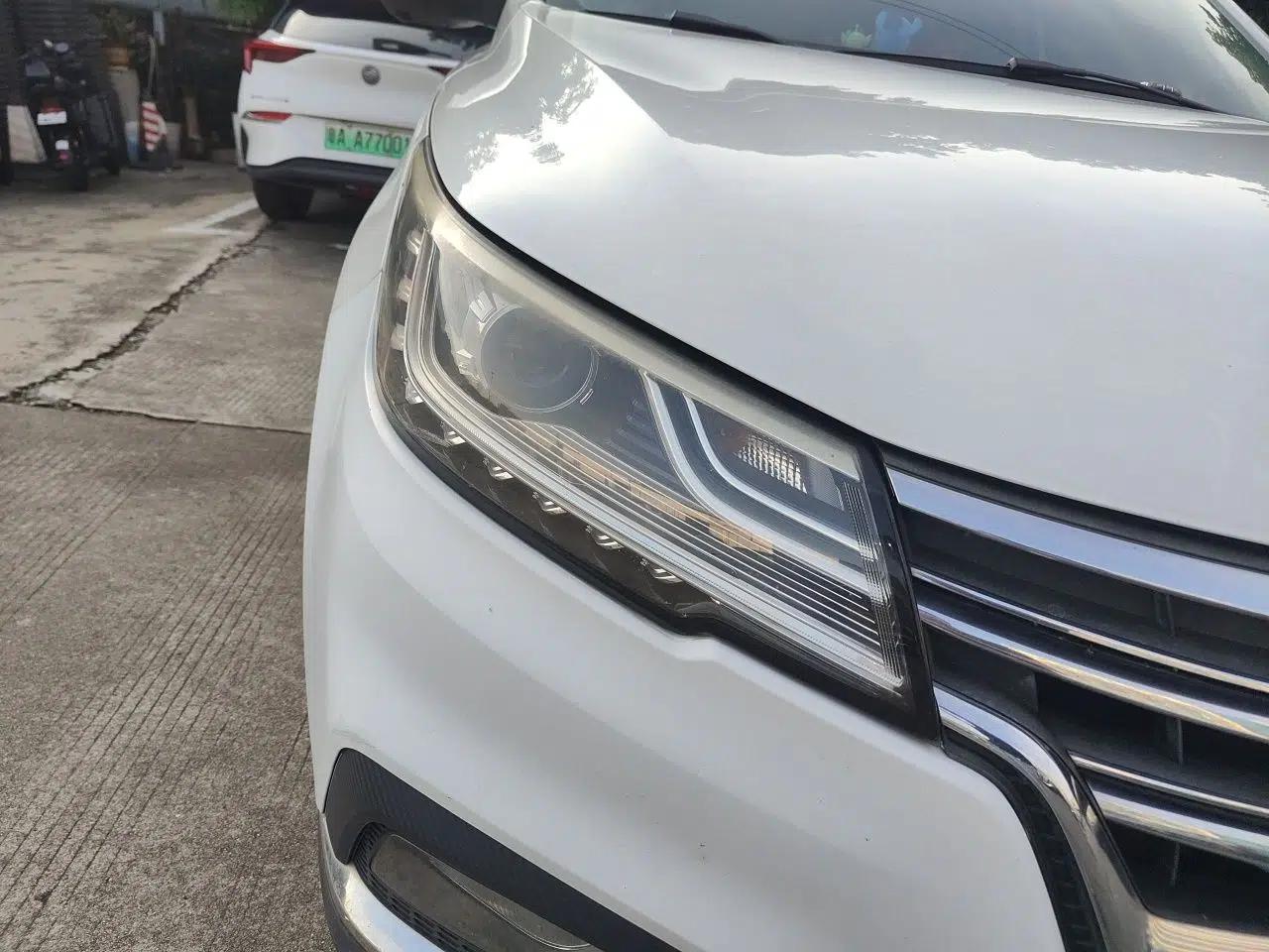 Roewe RX3 2018 1.6L CVT Internet Smart Edition — миниатюра 7
