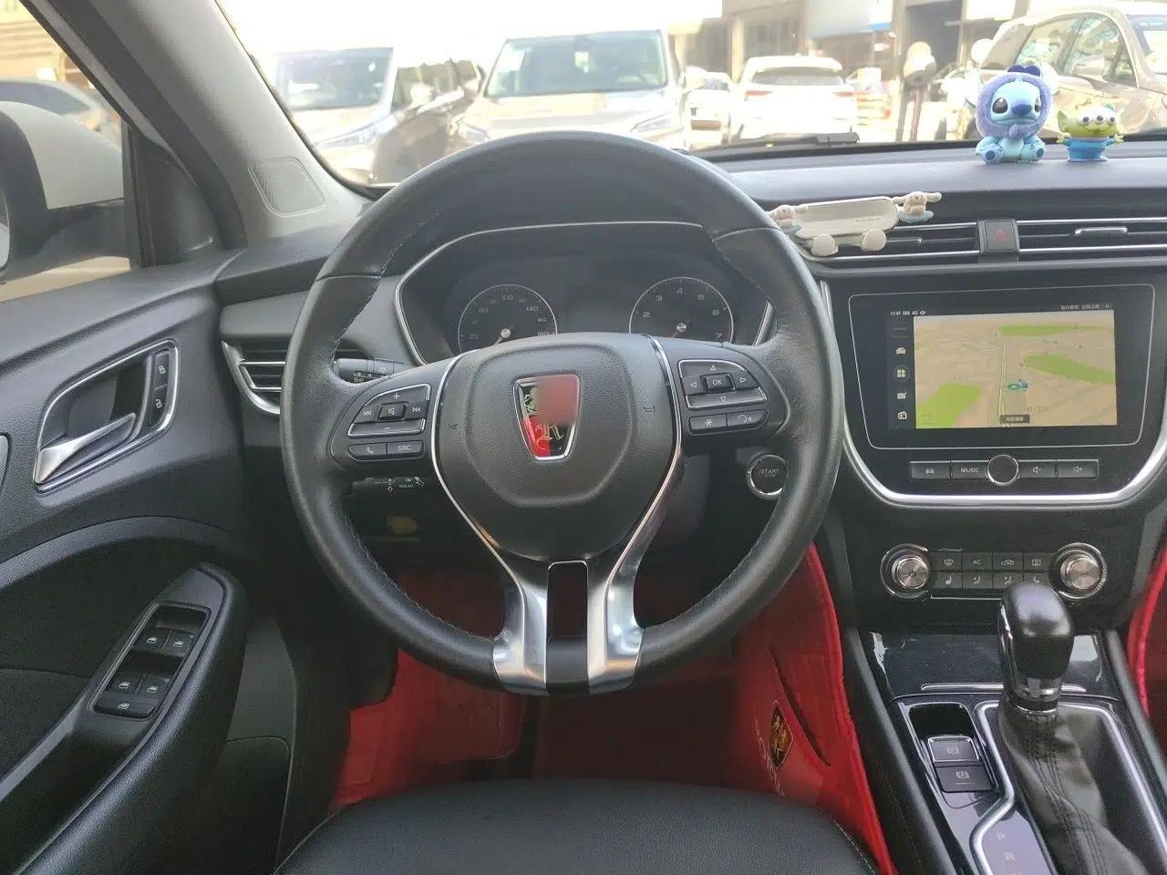 Roewe RX3 2018 1.6L CVT Internet Smart Edition — миниатюра 10
