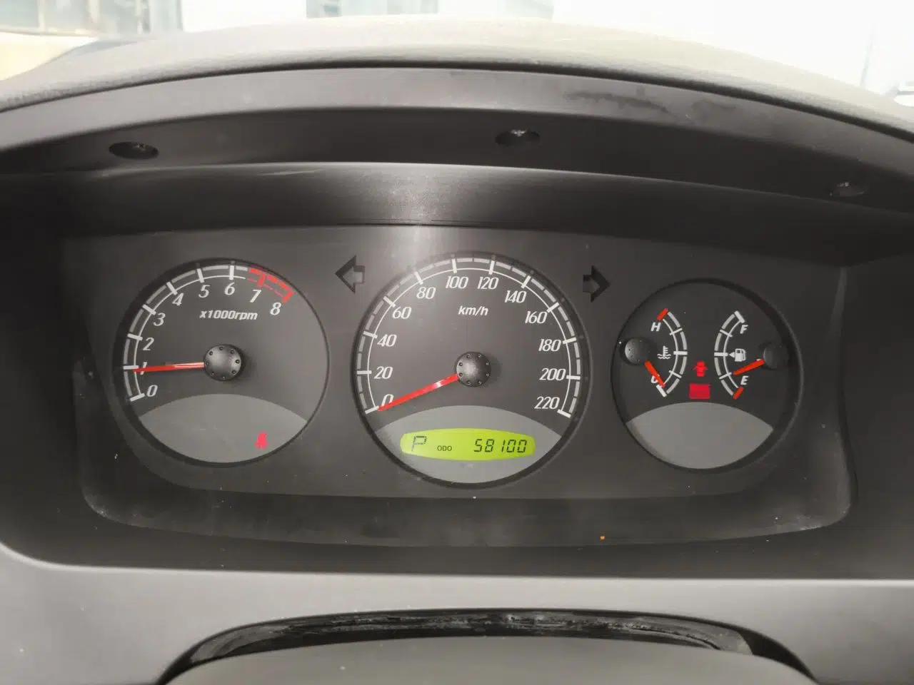 Roewe W5 2014 1.8T 4WD Automatic Haoyu Special Edition — миниатюра 11