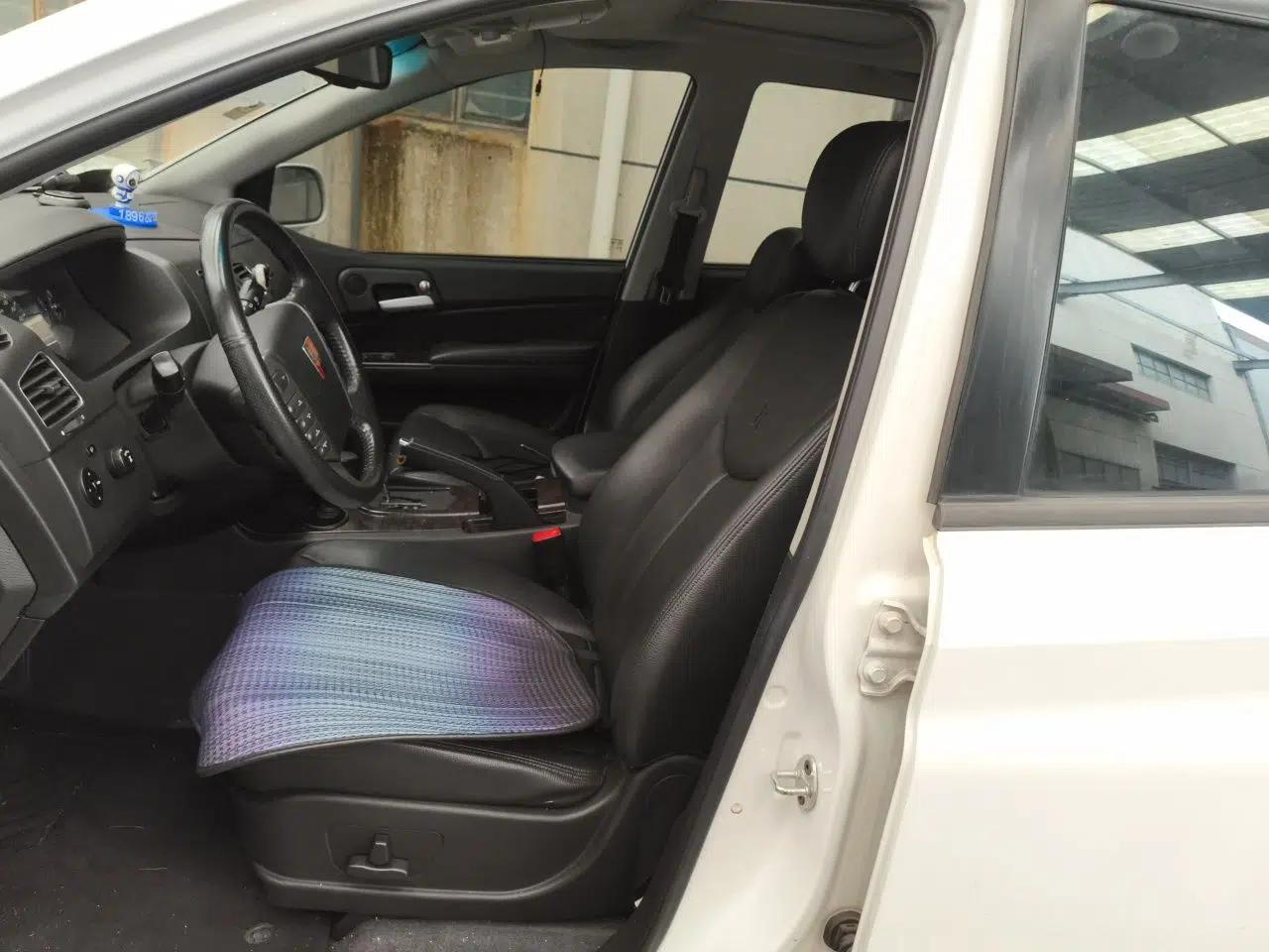 Roewe W5 2014 1.8T 4WD Automatic Haoyu Special Edition — миниатюра 15