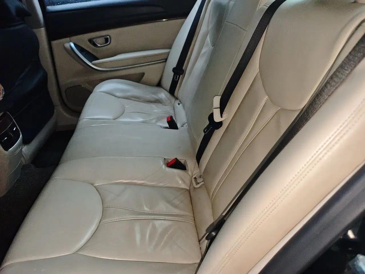 Roewe e950 2017 50T Hybrid Connected Executive Edition — миниатюра 17
