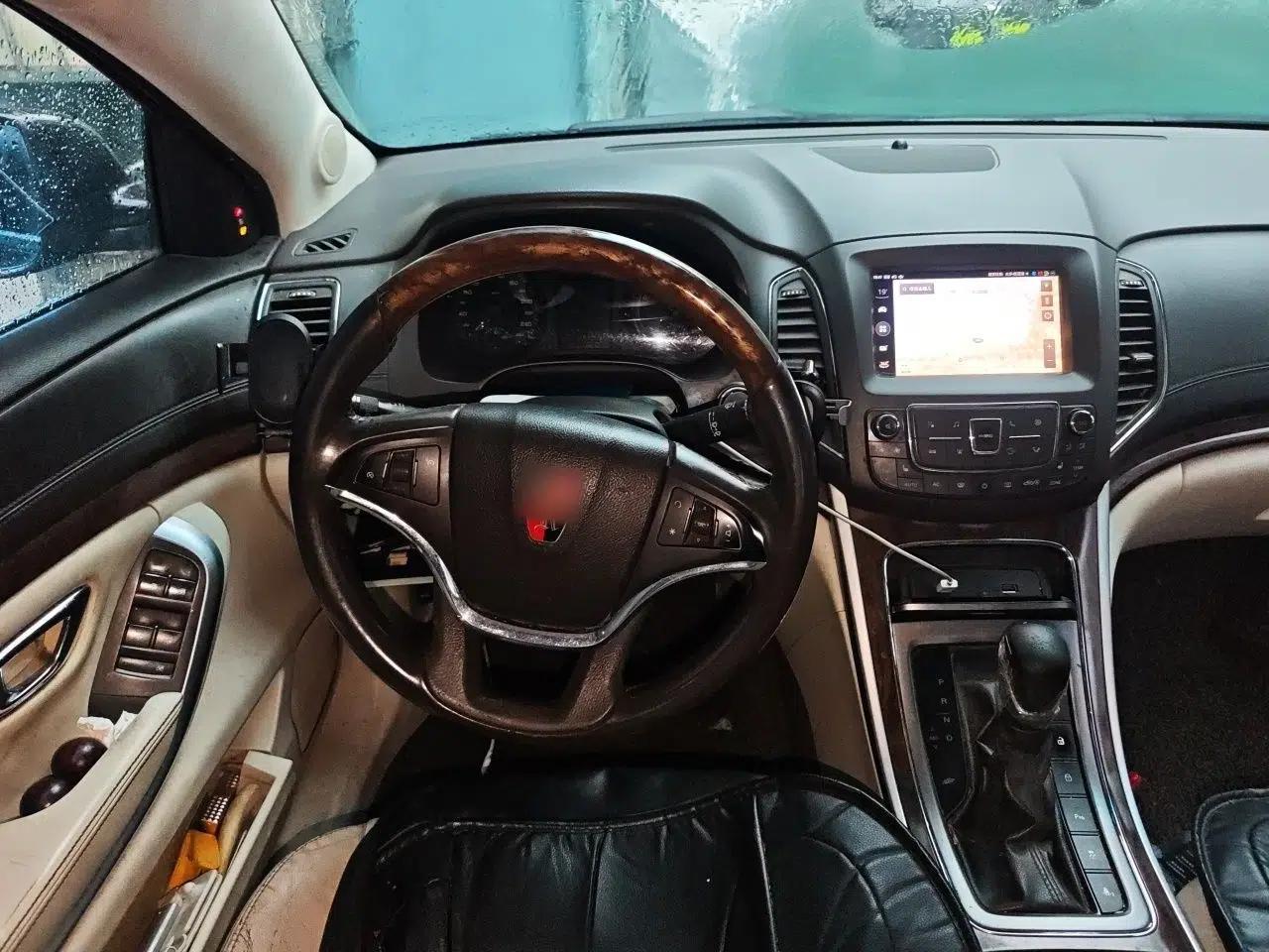 Roewe e950 2017 50T Hybrid Connected Executive Edition — миниатюра 10