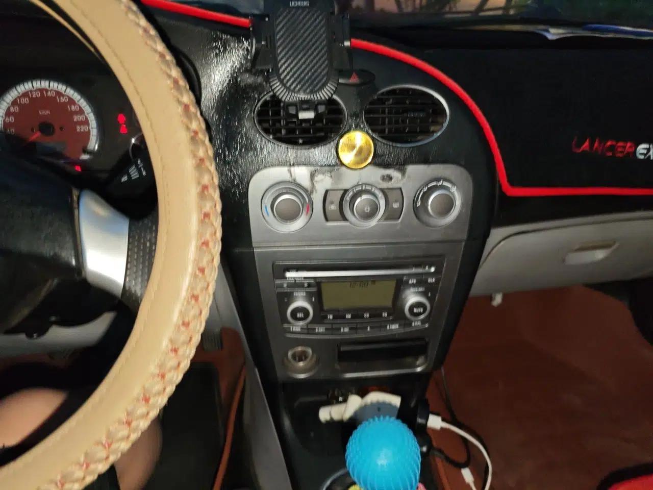Mitsubishi LANCER 2012 1.6L Manual Comfort Edition SEi — миниатюра 13