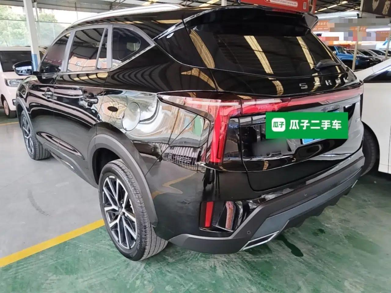 SOL X8 PLUS 2023 1.5 TGDI DCT Smart Edition 7-Seater — миниатюра 4