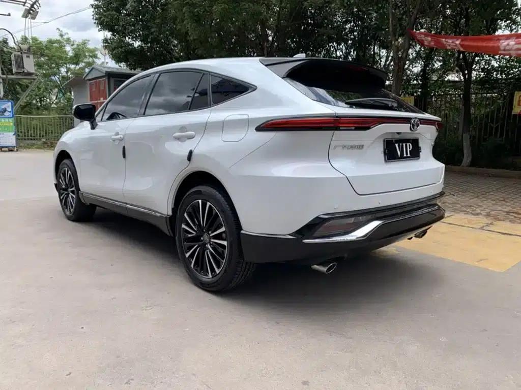 Venza 2022 2.0L CVT 2WD Premium Edition — миниатюра 14