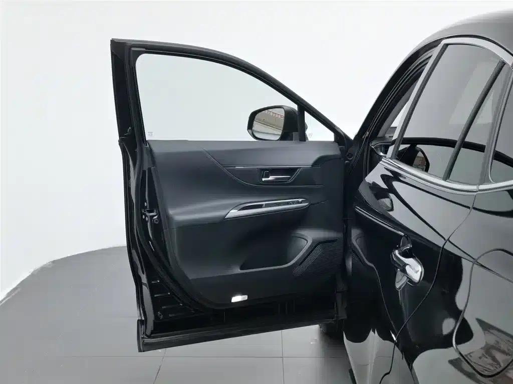 HARRIER 2022 Hybrid 2.5L CVT 2WD Luxury Edition — миниатюра 8