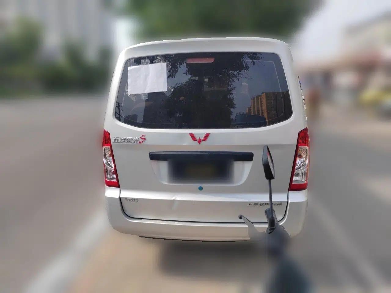 Wuling Rongguang S 2023 1.5L Base Version 5/7 Seats — миниатюра 5