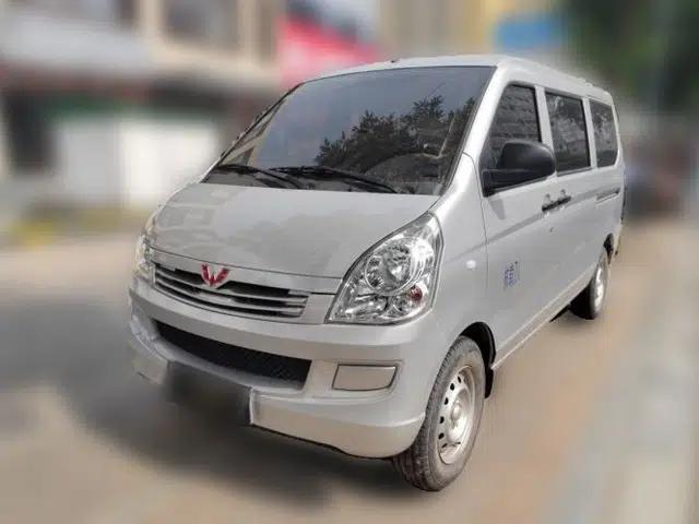 Wuling Rongguang S 2023 1.5L Base Version 5/7 Seats