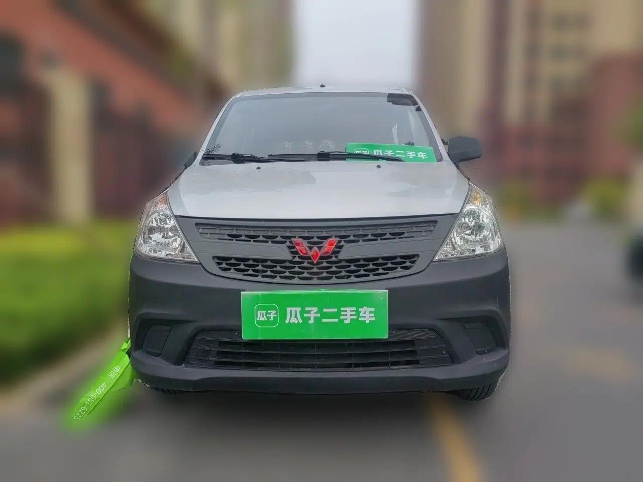 Wuling Zhiguang V 2017 1.2L Base Version LMH — миниатюра 2