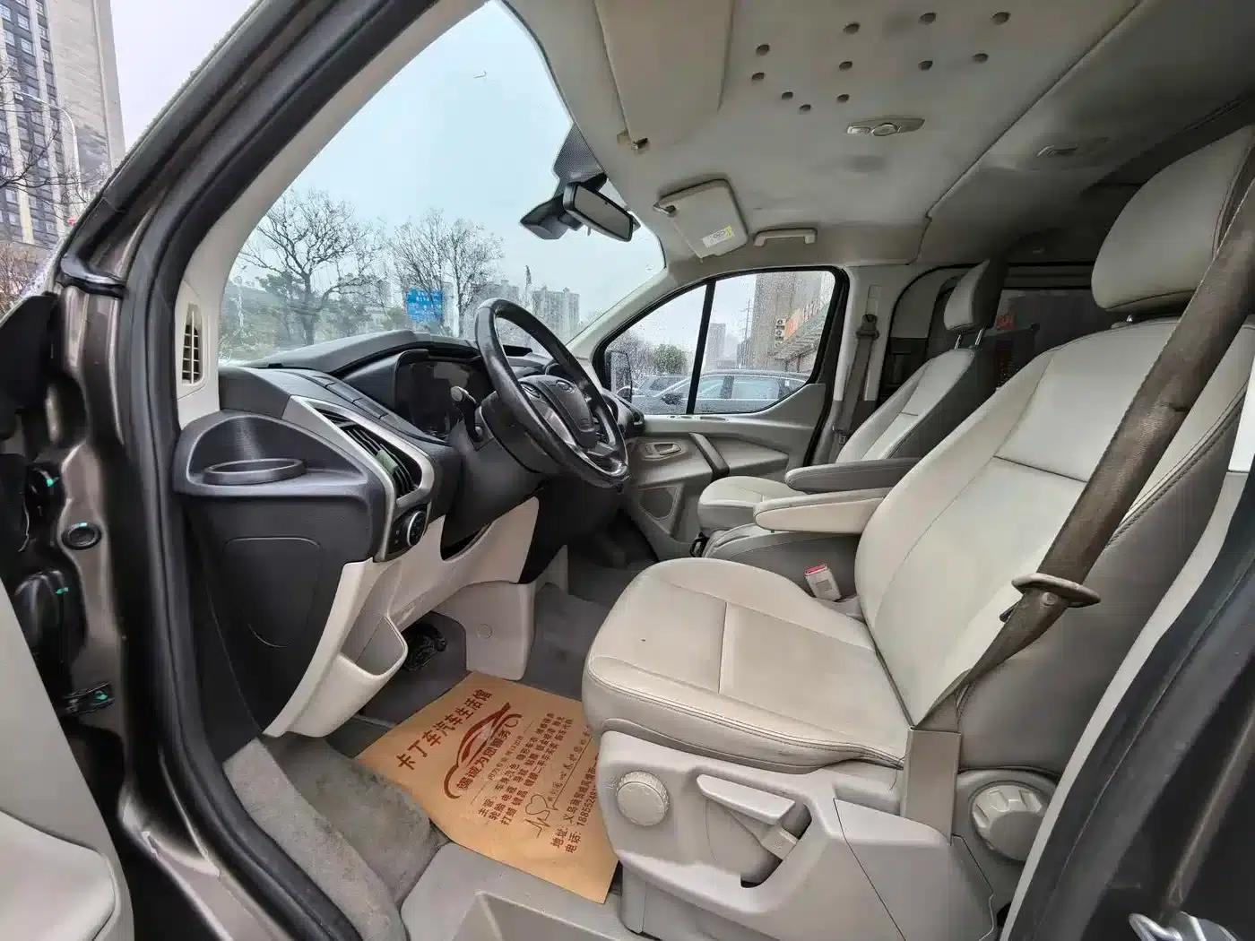 Tourneo 2017 2.0T Automatic Elite Edition — миниатюра 21