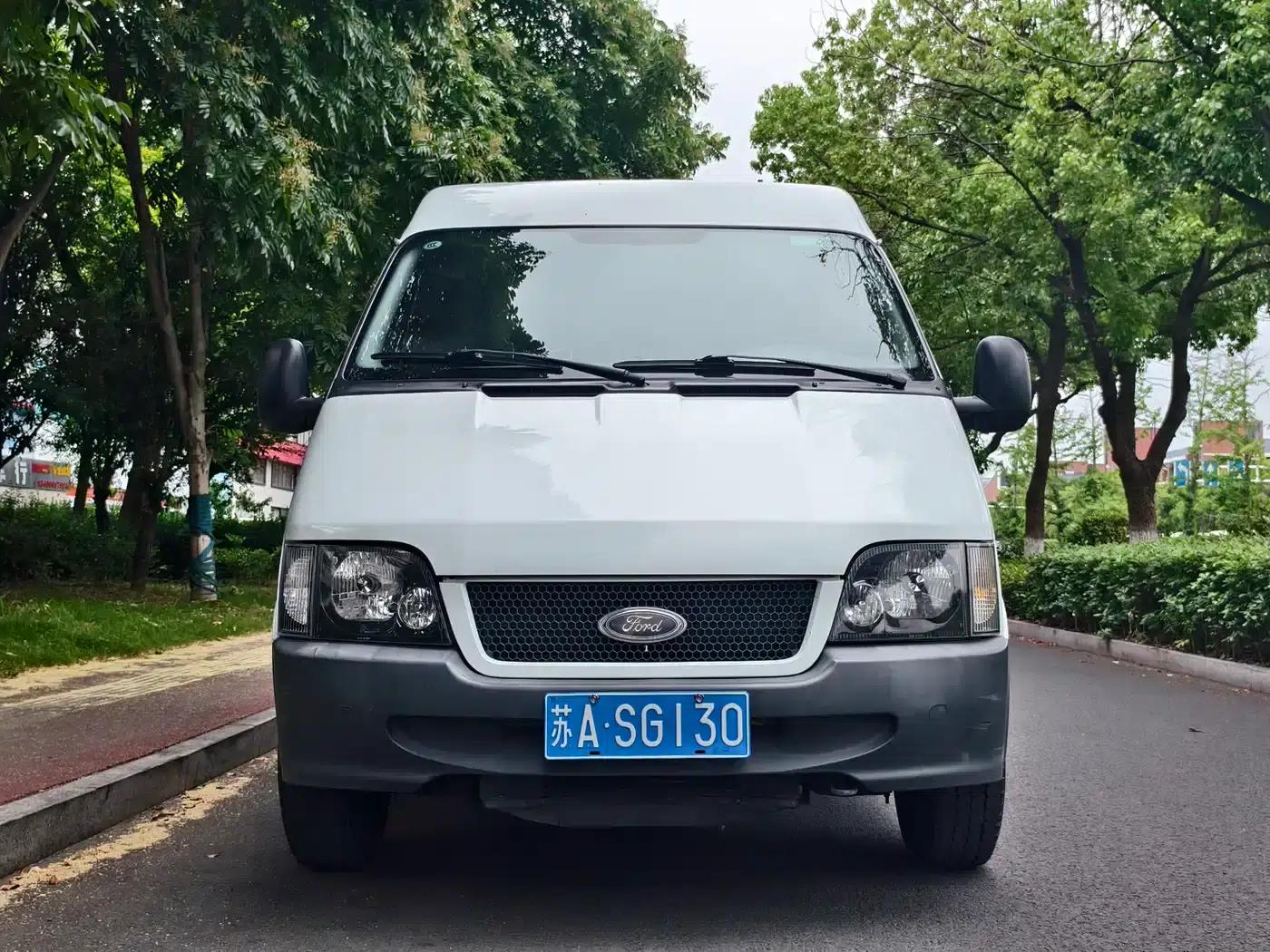 Classic Ford Transit 2013 2.8T Diesel Standard Short Wheelbase Mid-Roof JX493ZLQ4 — миниатюра 2