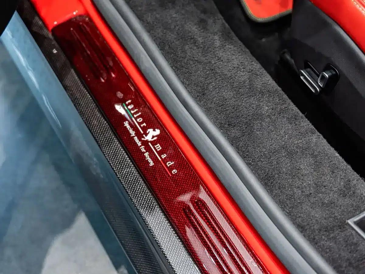 SF90 2020 3.9T V8 Stradale — миниатюра 11