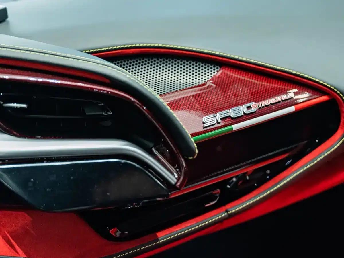 SF90 2020 3.9T V8 Stradale — миниатюра 12