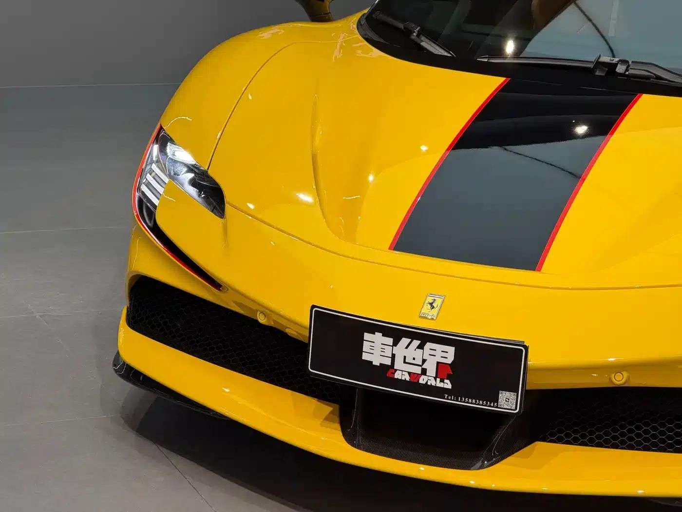 SF90 2020 3.9T V8 Stradale — миниатюра 2