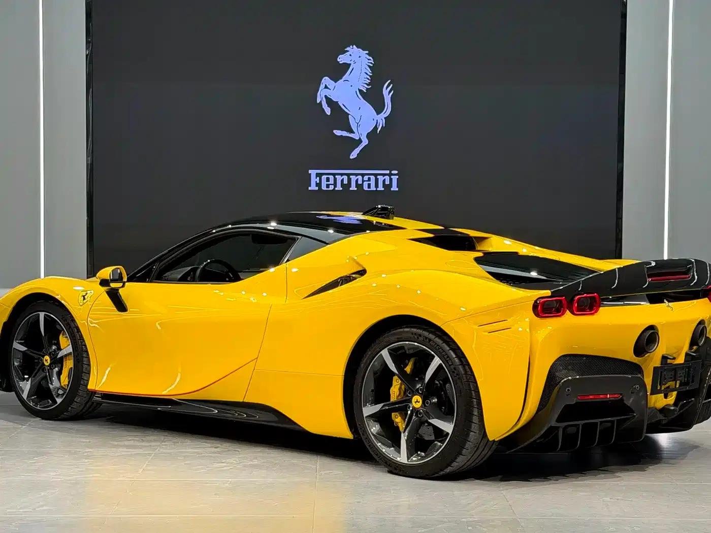 SF90 2020 3.9T V8 Stradale — миниатюра 3