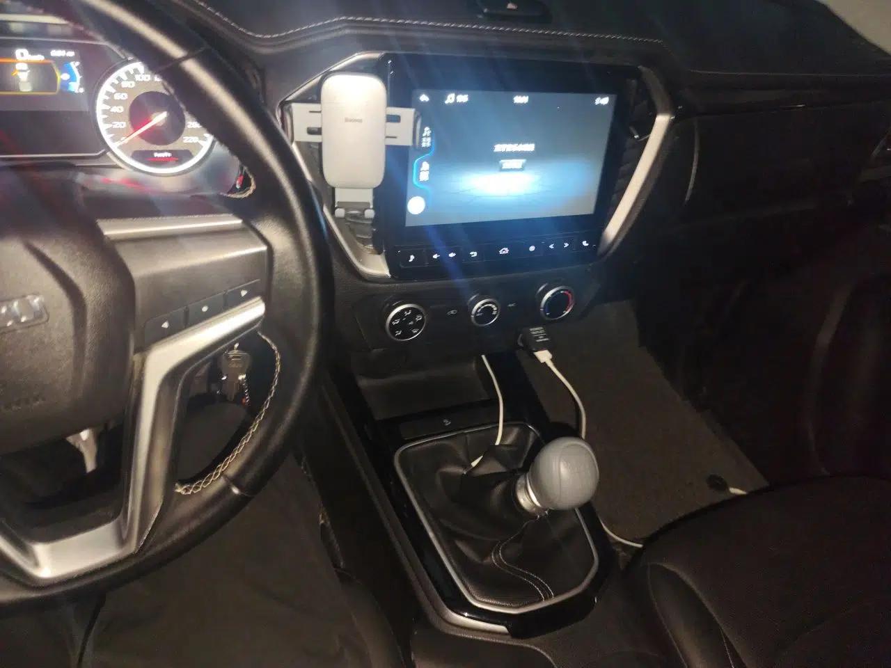 Isuzu D-MAX 2021 1.9T Manual Two-Wheel Drive Diesel Global Dynamic RZ4E — миниатюра 13