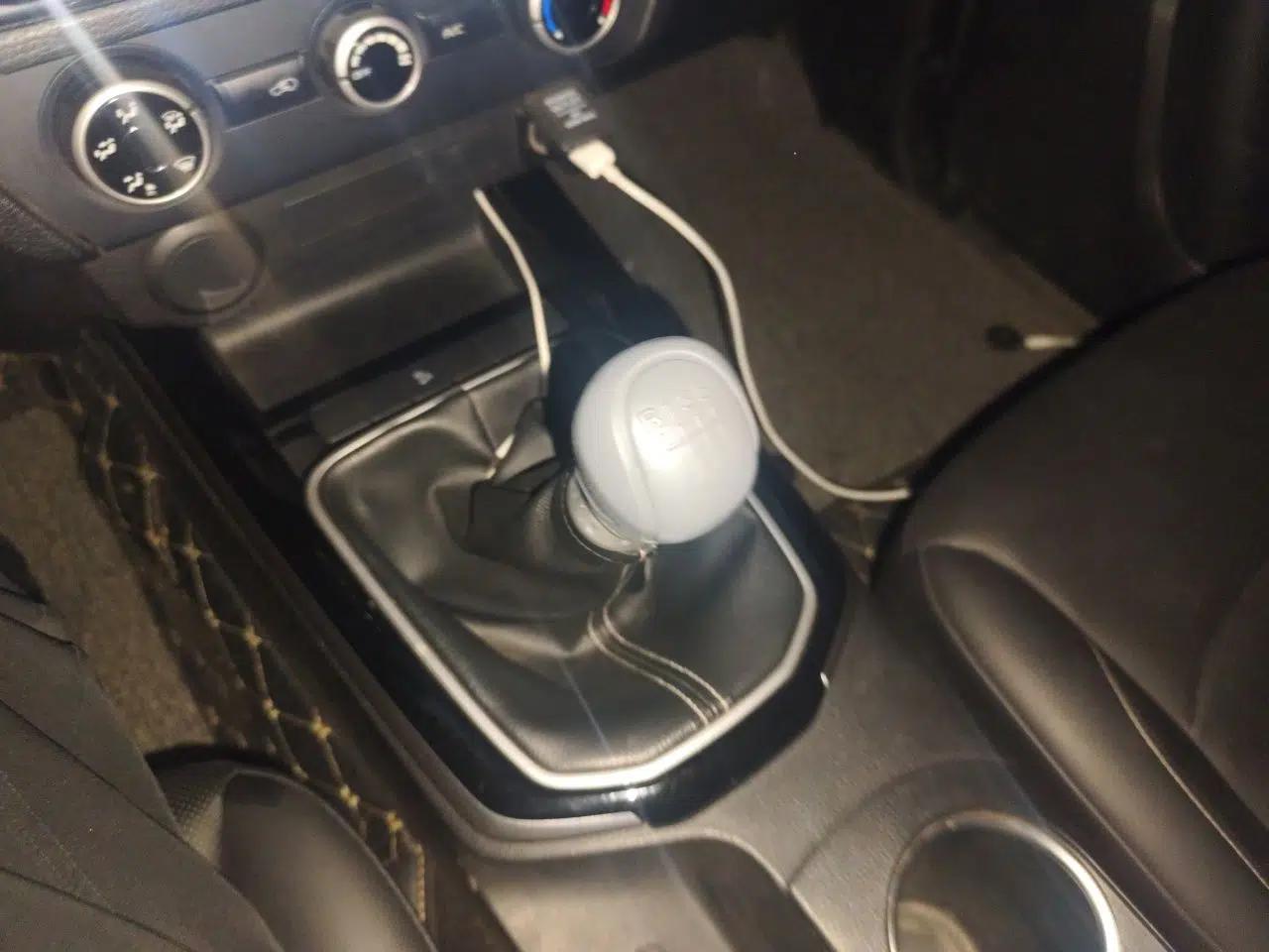 Isuzu D-MAX 2021 1.9T Manual Two-Wheel Drive Diesel Global Dynamic RZ4E — миниатюра 14