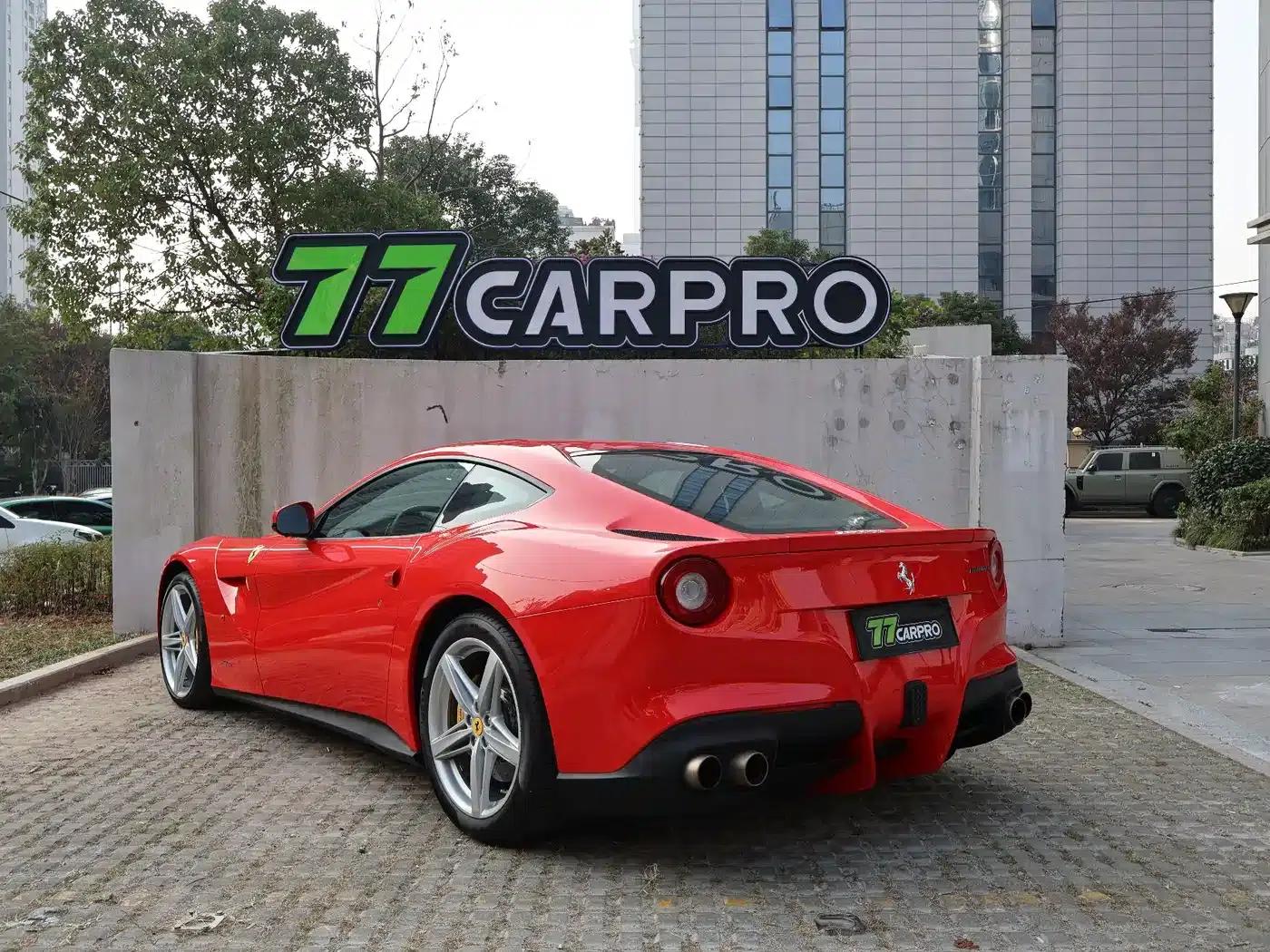 2013 F12berlinetta 6.3L Standard Model — миниатюра 11