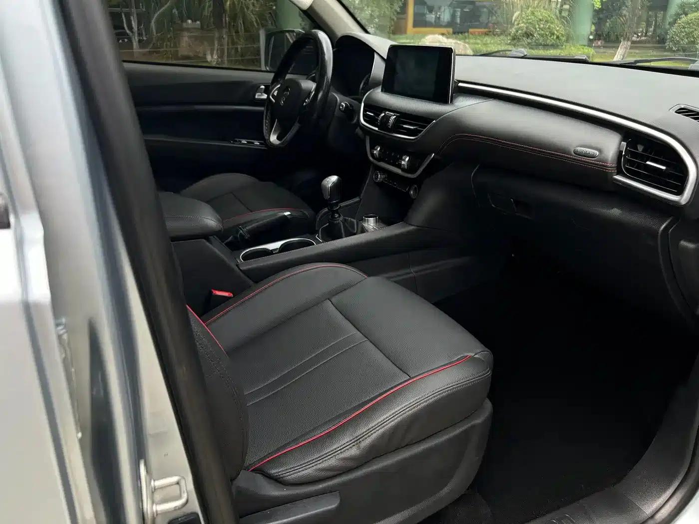 Tunland 2020 2.0T Yutu 9 Diesel 4WD Luxury Long Wheelbase 4F20TC — миниатюра 11