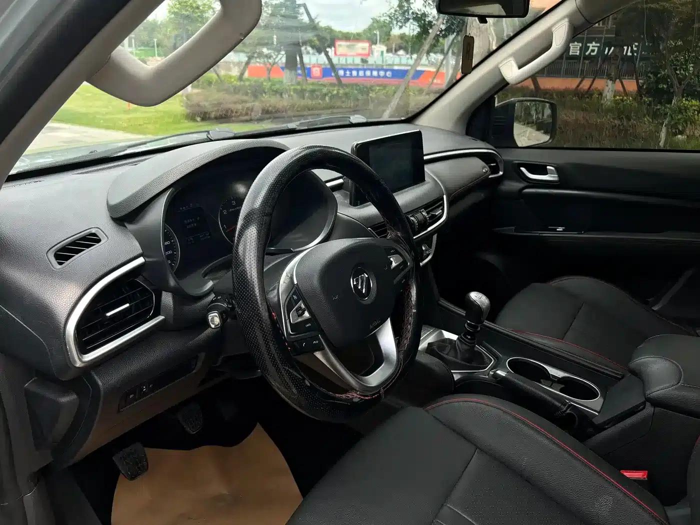 Tunland 2020 2.0T Yutu 9 Diesel 4WD Luxury Long Wheelbase 4F20TC — миниатюра 6