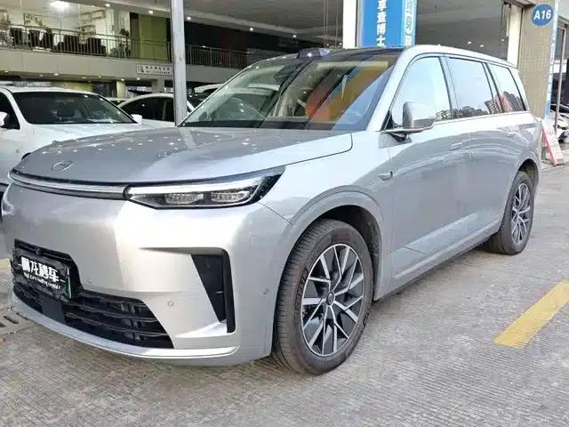 Trumpchi S9 2025 Model, Qiankun Ultra 6-Seater