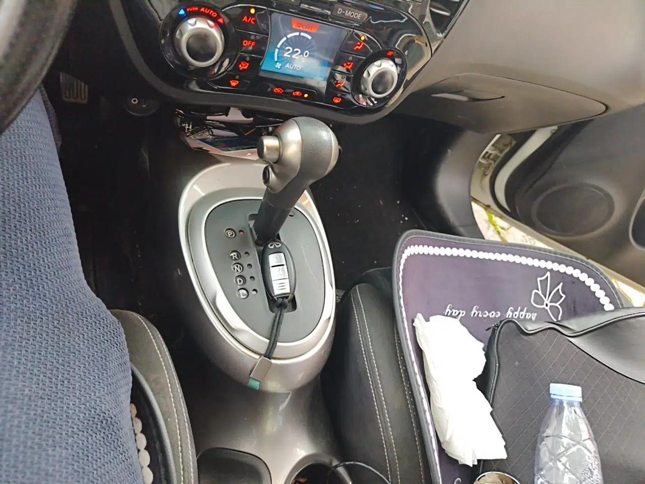 Infiniti ESQ 2014 1.6L Spontaneous Edition — миниатюра 14