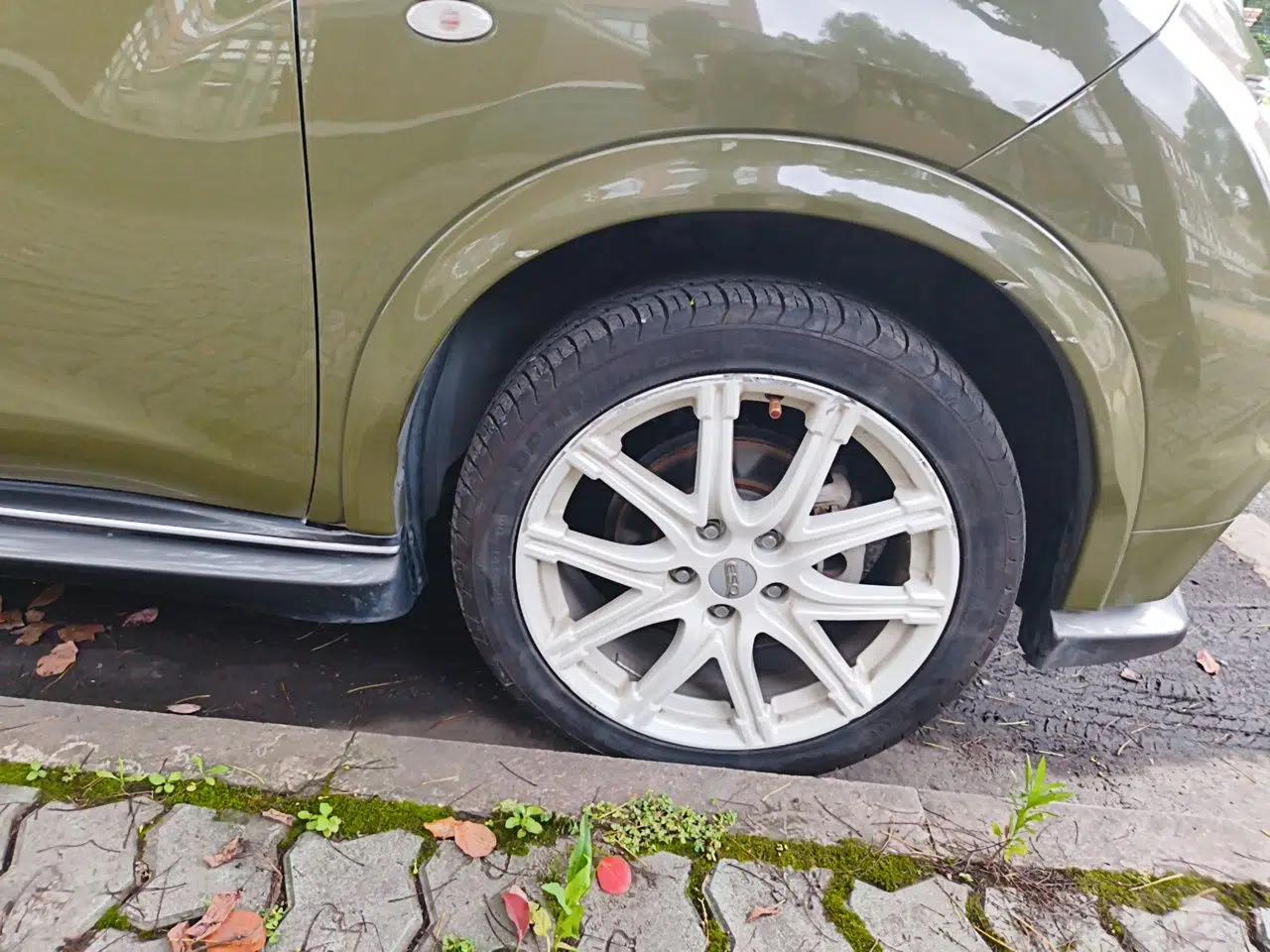 Infiniti ESQ 2014 1.6L Spontaneous Edition — миниатюра 8