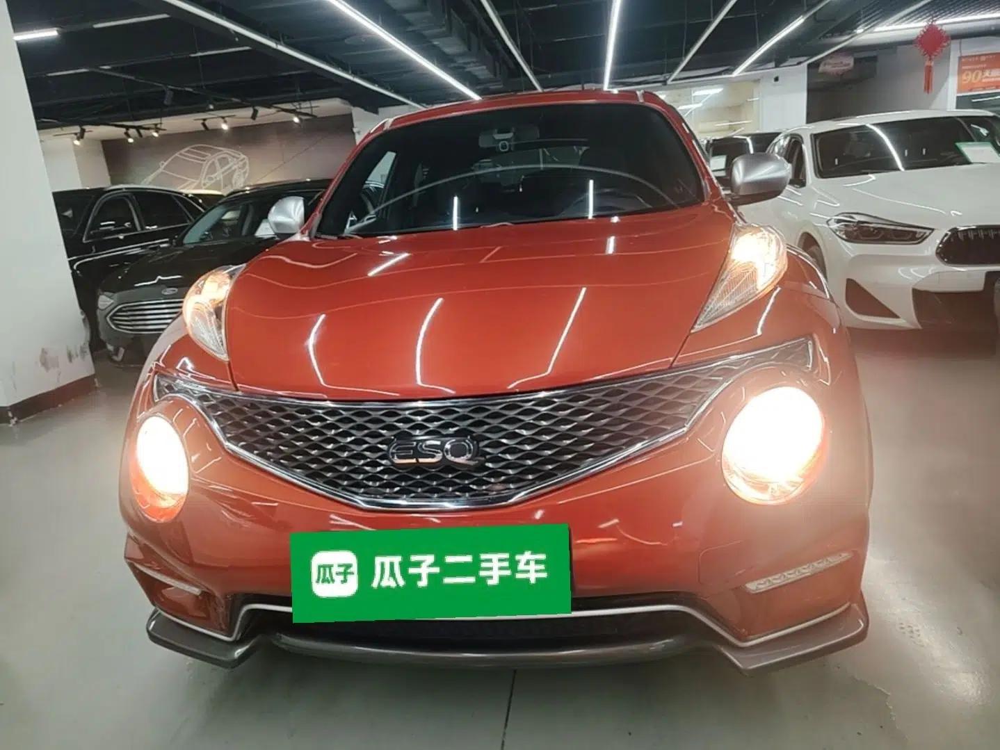 Infiniti ESQ 2014 1.6L Spontaneous Edition — миниатюра 2