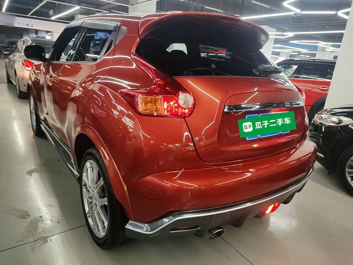 Infiniti ESQ 2014 1.6L Spontaneous Edition — миниатюра 13