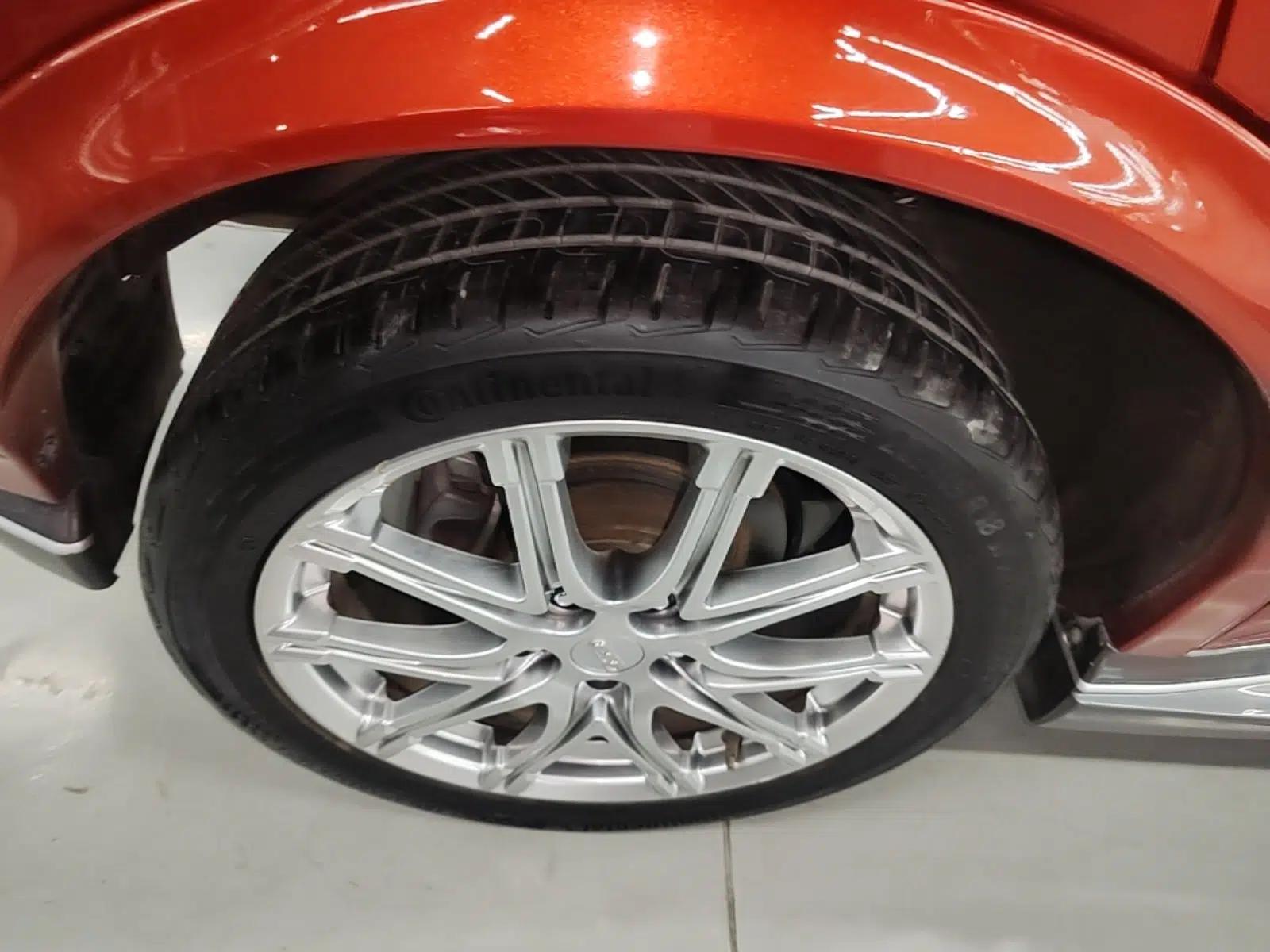 Infiniti ESQ 2014 1.6L Spontaneous Edition — миниатюра 16