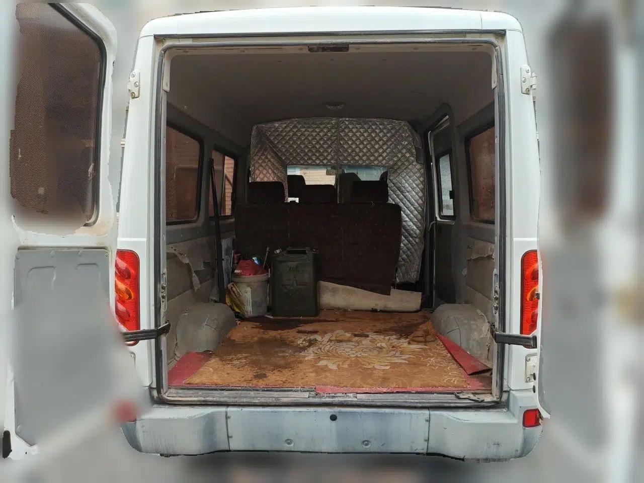 Iveco Power Daily 2017 2.5T Classic A32 Mid-Roof 6-7 Seater Bus 47Z5 — миниатюра 16