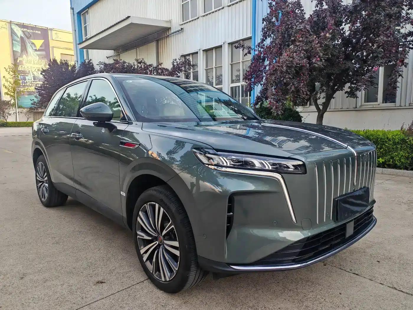 Hongqi HS6 PHEV 2026 Model 240 Intelligent Hybrid — миниатюра 3