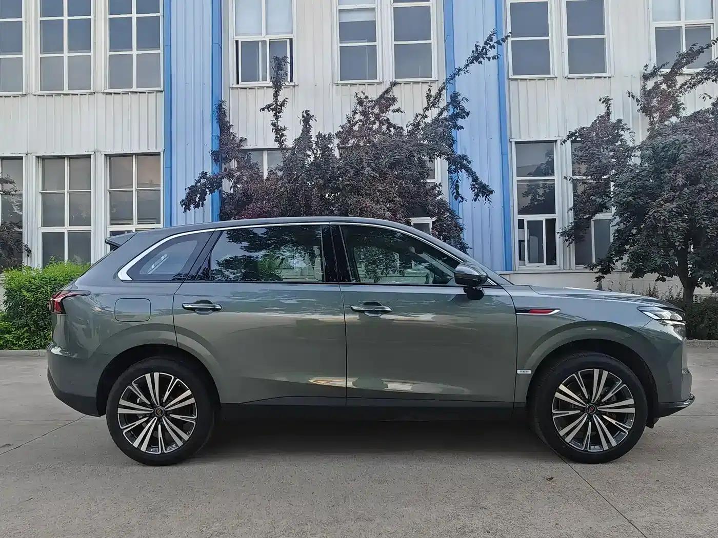 Hongqi HS6 PHEV 2026 Model 240 Intelligent Hybrid — миниатюра 4